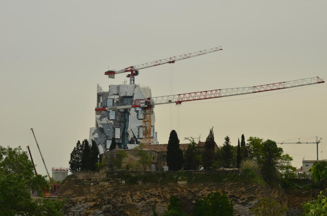 La Pitchoun Des Arenes Vila Arles Exterior foto