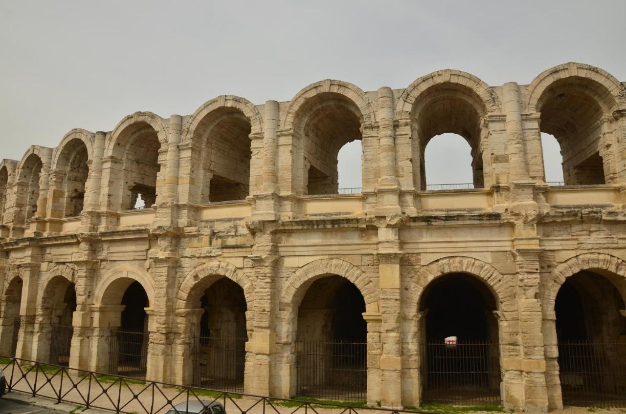La Pitchoun Des Arenes Vila Arles Exterior foto